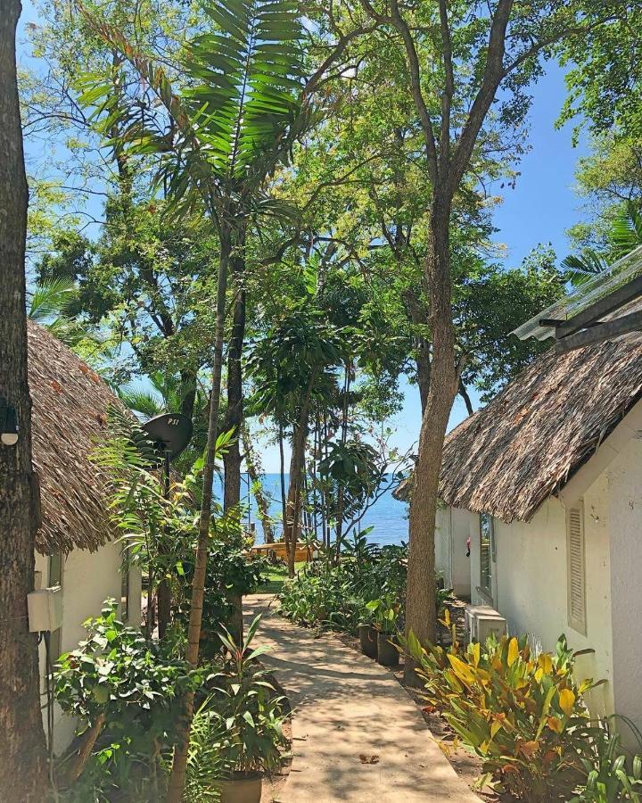 Hotel Saffron On The Sea